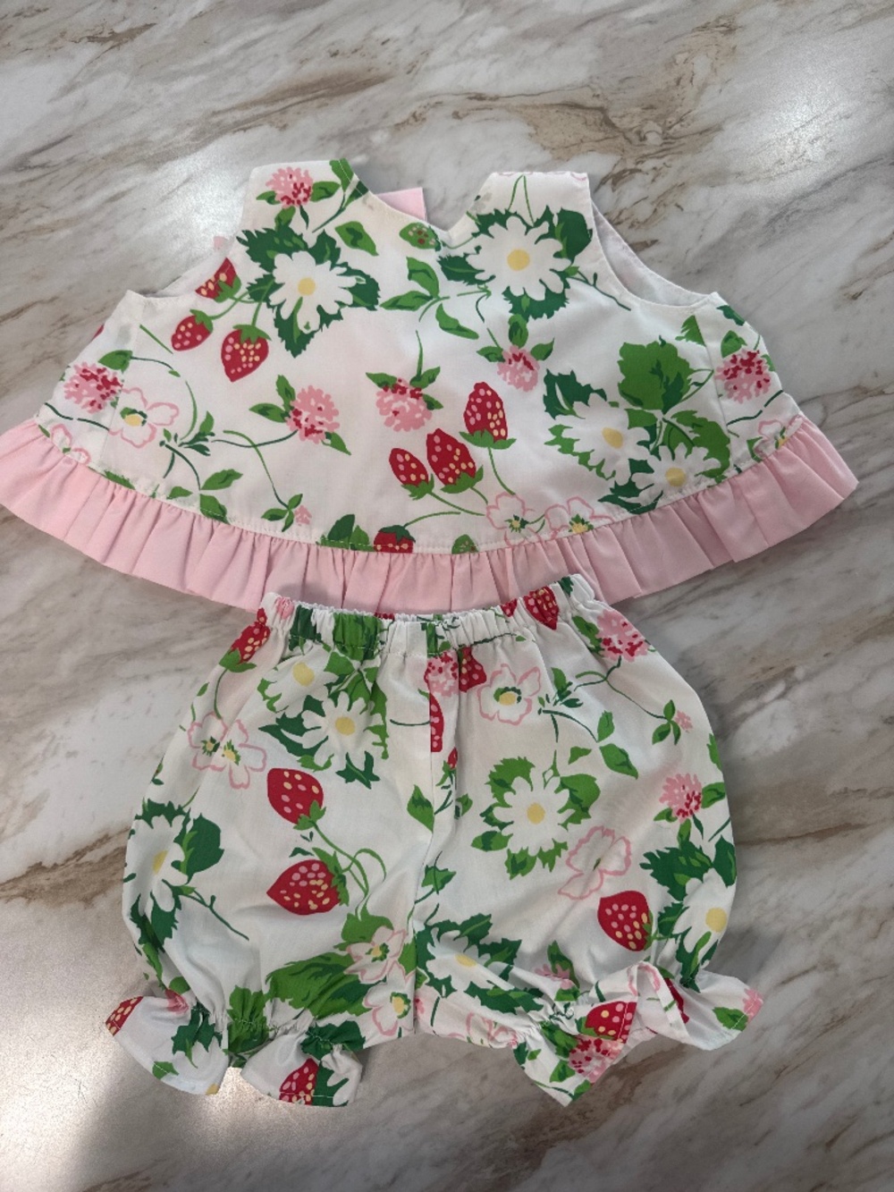 TBBC Greenwich Garden Swing Top Set